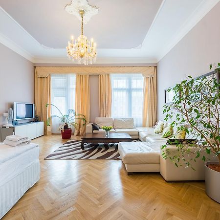 Wenceslas Square Apartment 프라하 외부 사진