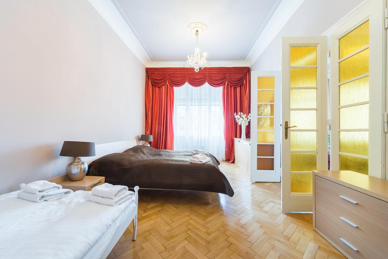Wenceslas Square Apartment 프라하 외부 사진